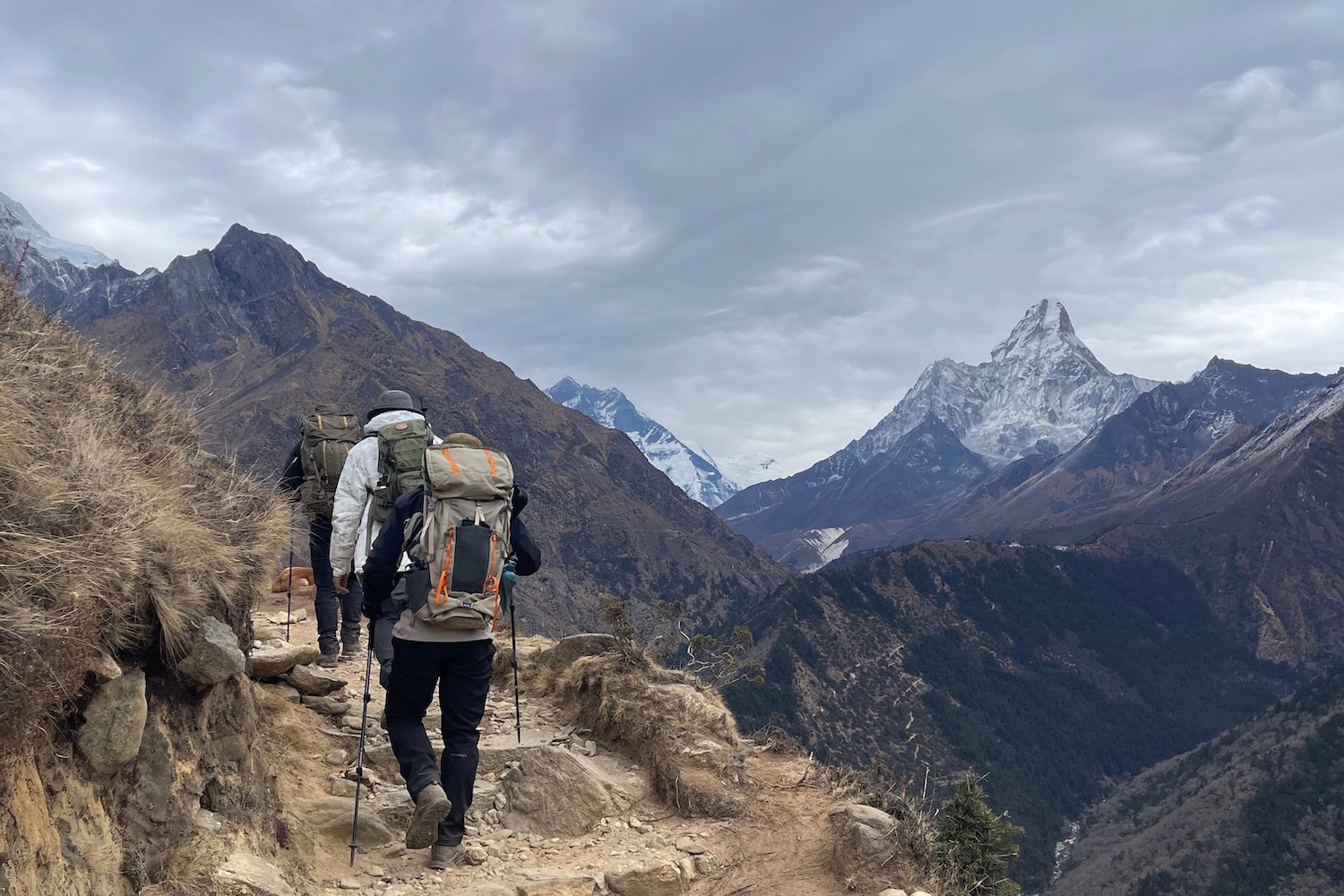 Photo03_04Nepal-14D13N_EBC